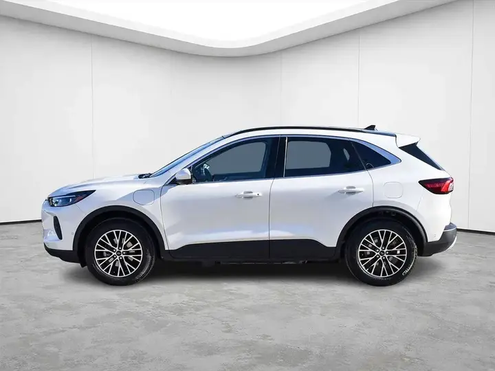 Ford Escape 2024 photo 5