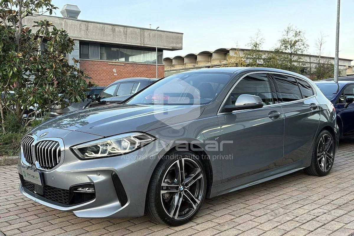 BMW 116D 2024 photo 3