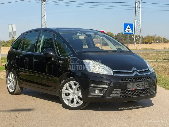 Citroen C4 Picasso 2011 photo 3