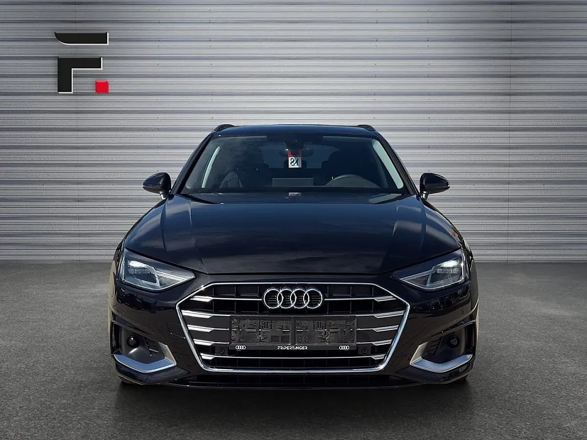 Audi A4 2025 photo 2