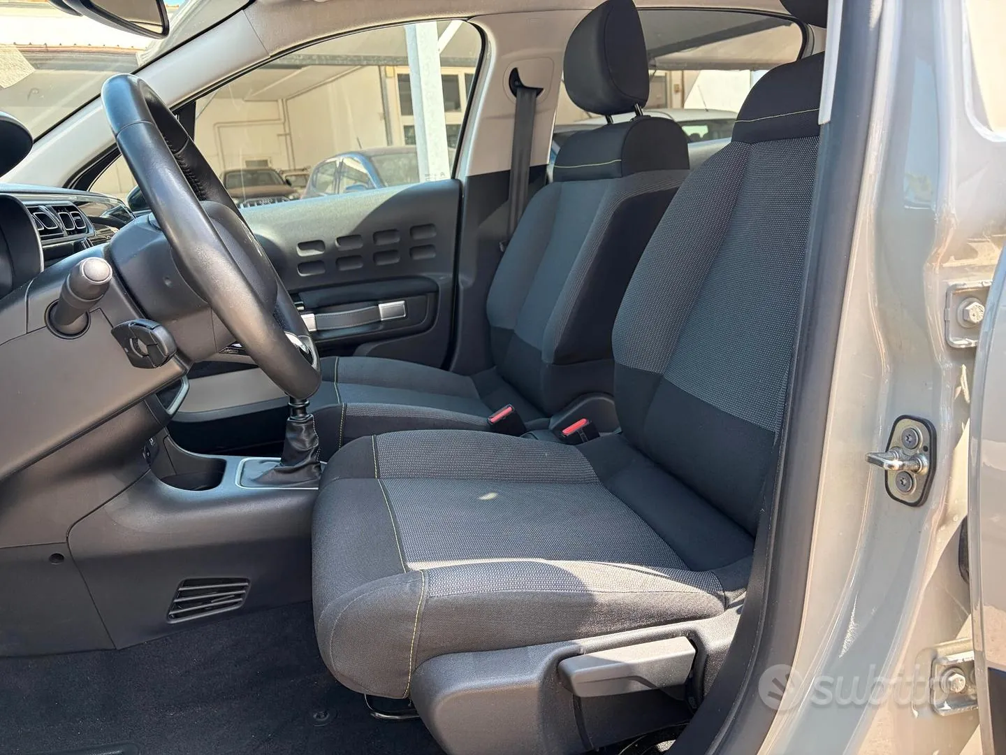 Citroen C3 2022 photo 3