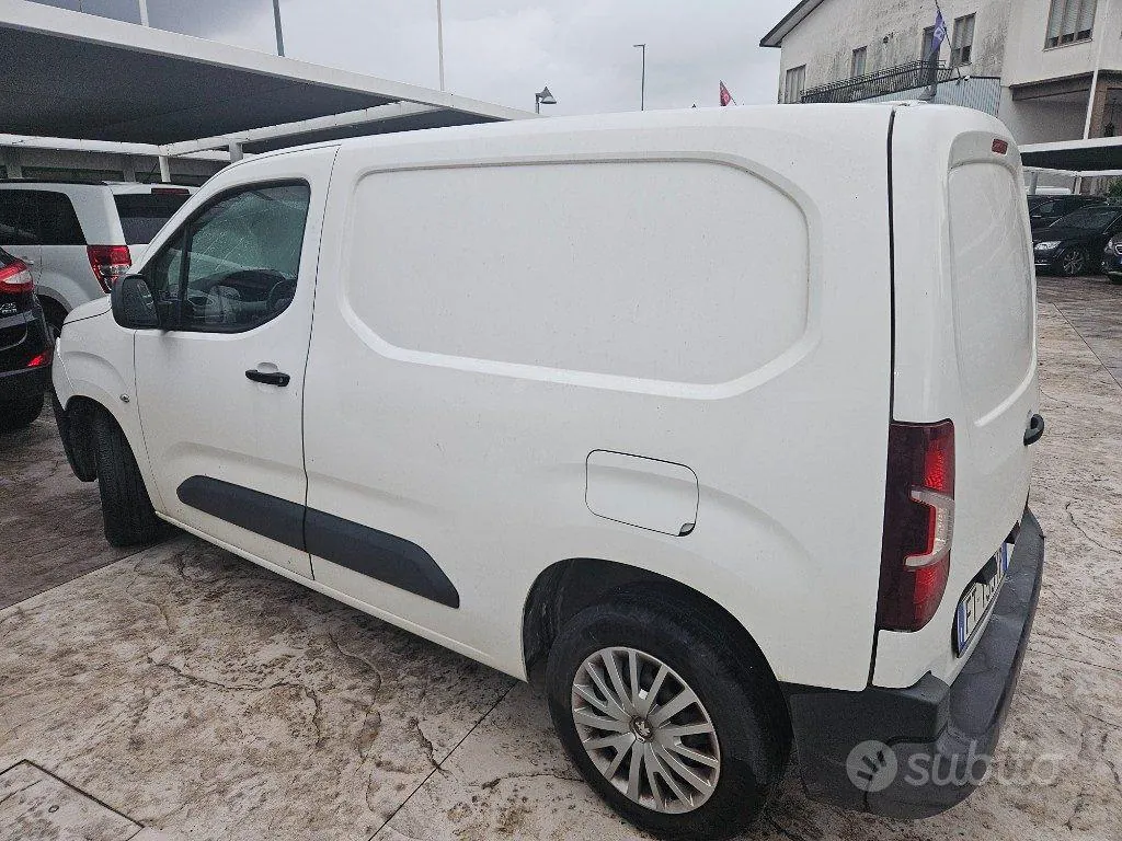 Peugeot Partner 2018 photo 3