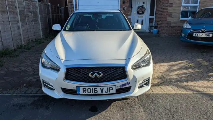 Infiniti Q50 2016 photo 2