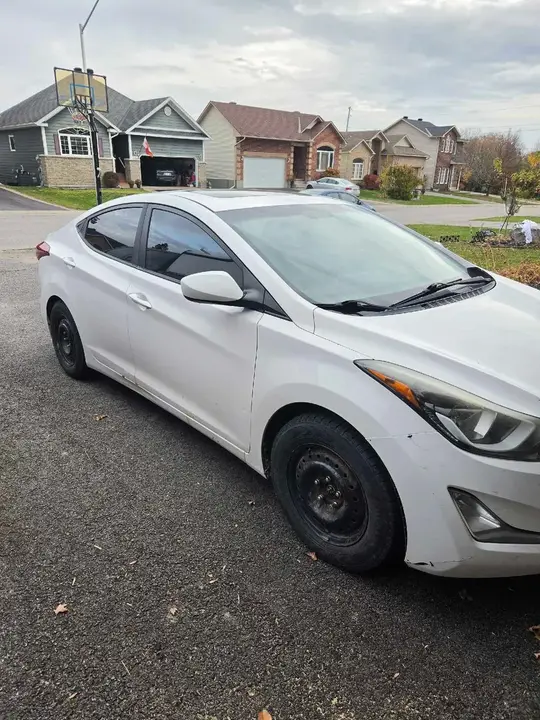 Hyundai Elantra 2016 photo 3