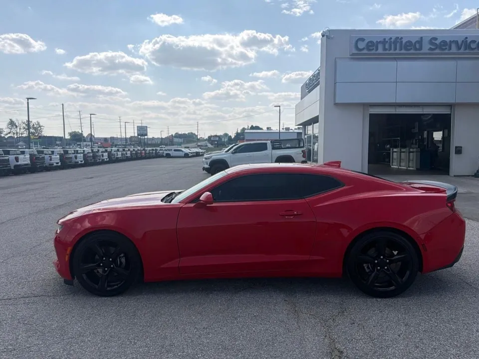 Chevrolet Camaro 2018 photo 2