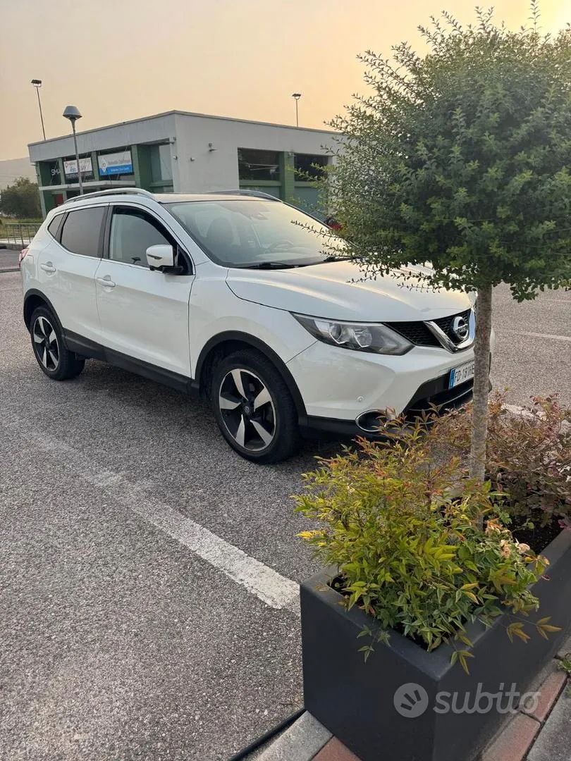 Nissan Qashqai 2016 photo 2
