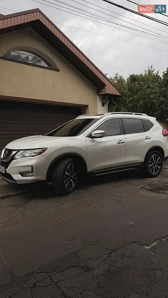 Nissan Rogue 2020 photo 2