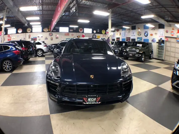Porsche Macan 2018 photo 2