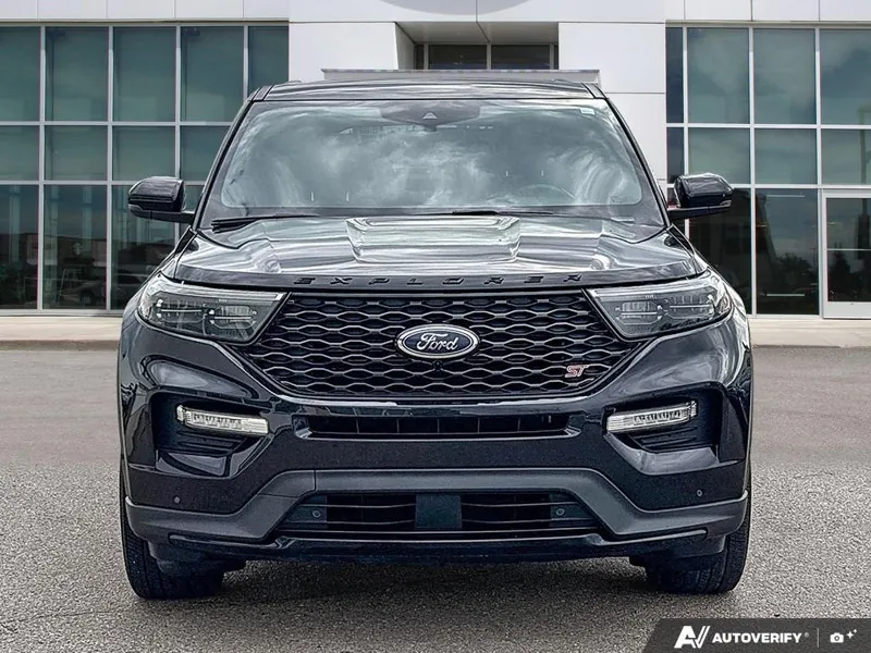 Ford Explorer 2021 photo 2