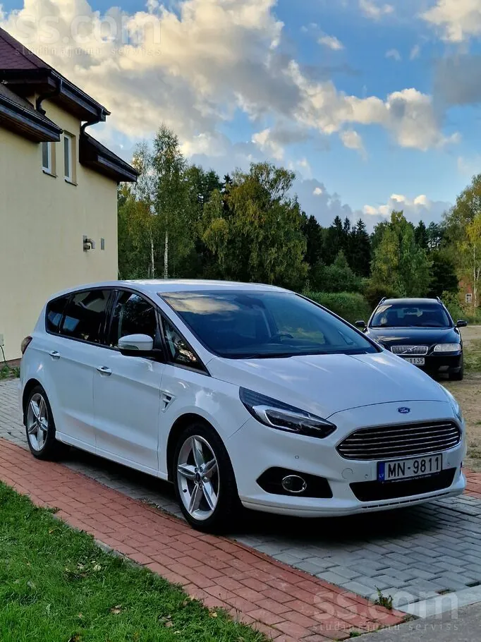 Ford S-Max