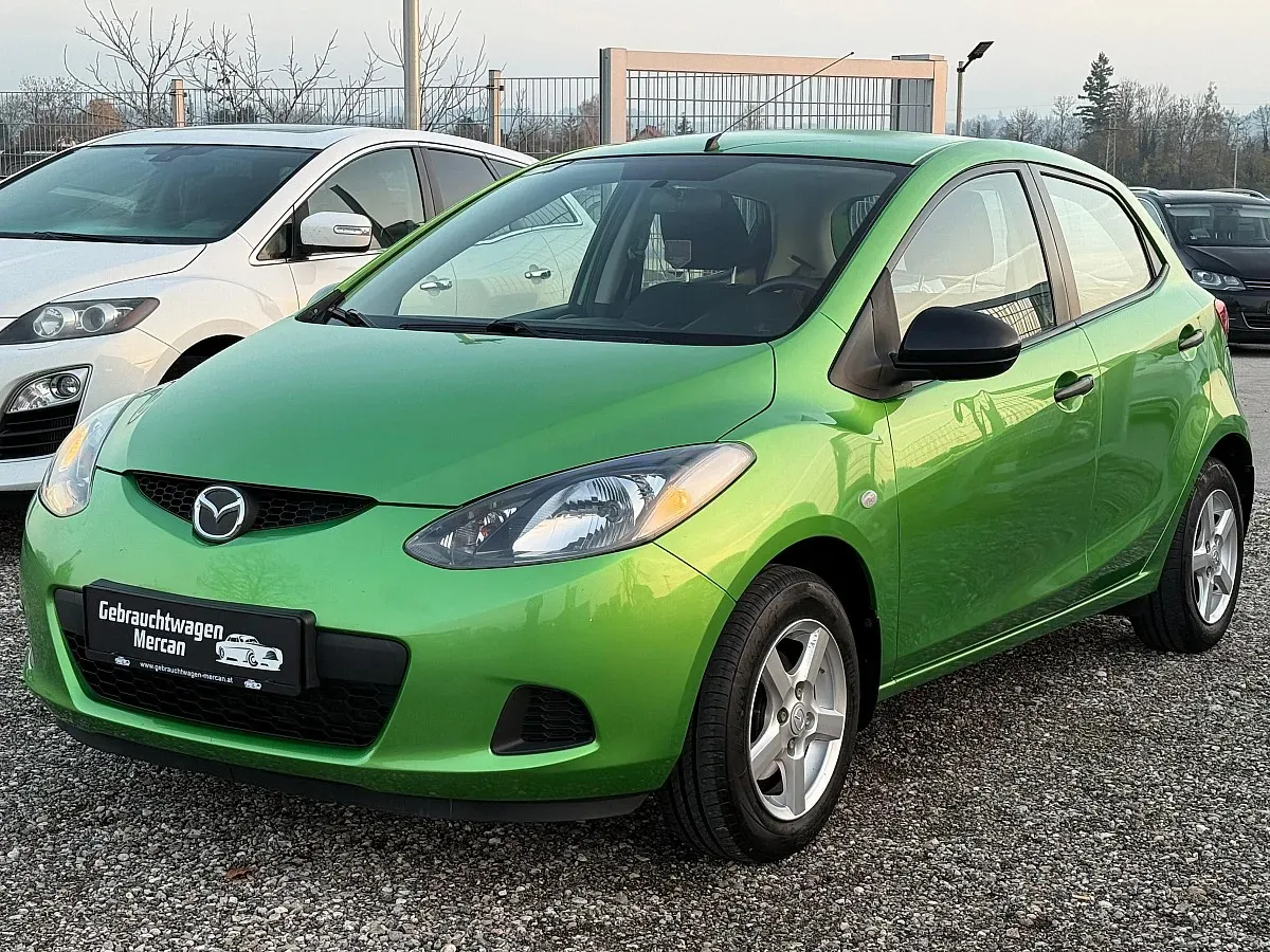 Mazda Mazda2