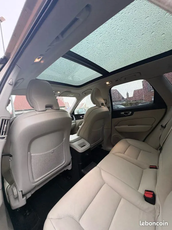Volvo Xc60 2019 photo 3