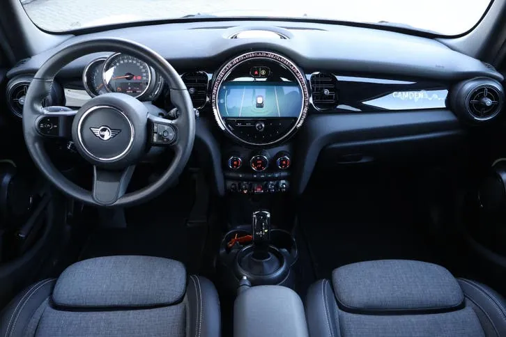 Mini Cooper 2023 photo 2