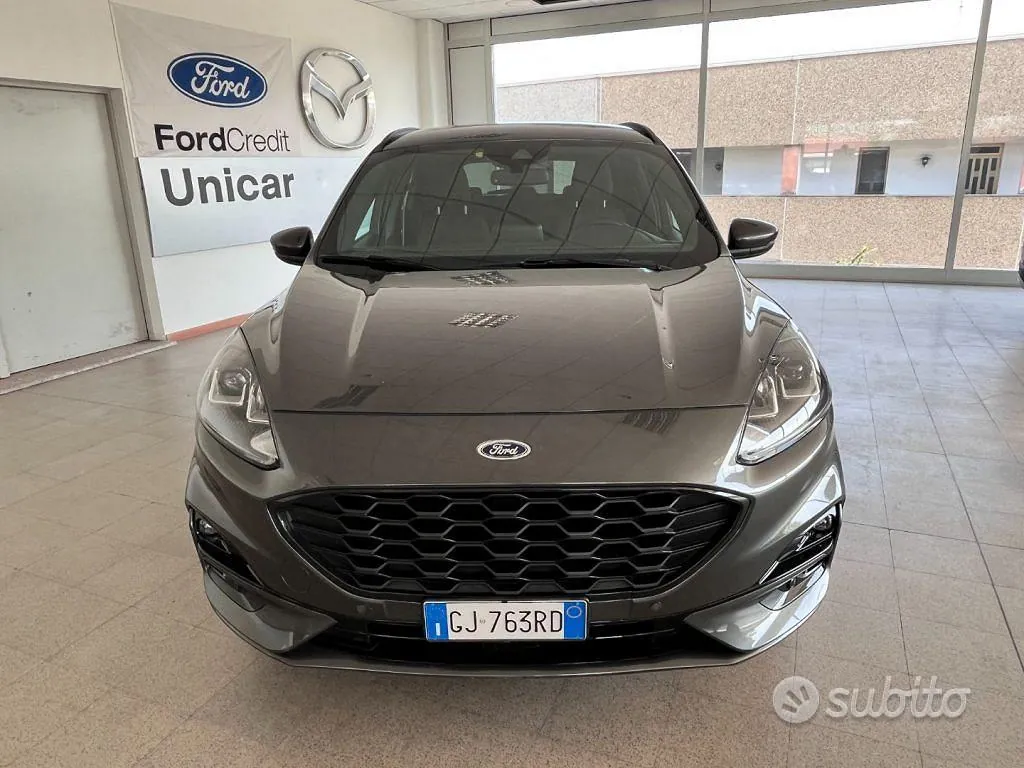 Ford Kuga 2022 photo 2