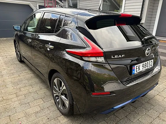 Nissan Leaf 2018 photo 5