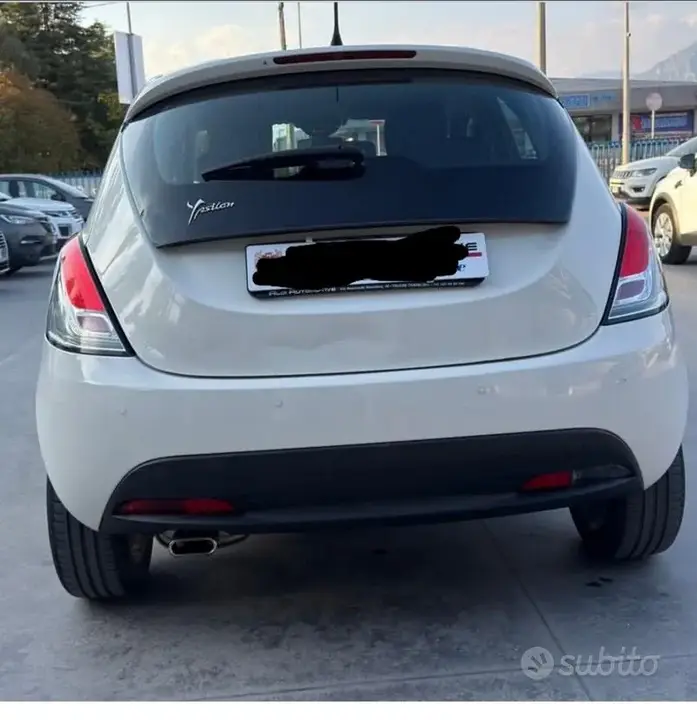 Lancia Ypsilon 2012 photo 3
