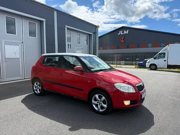 Skoda Fabia 2009 photo 3