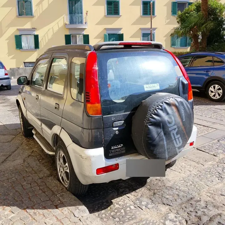 Daihatsu Terios 1999 photo 2