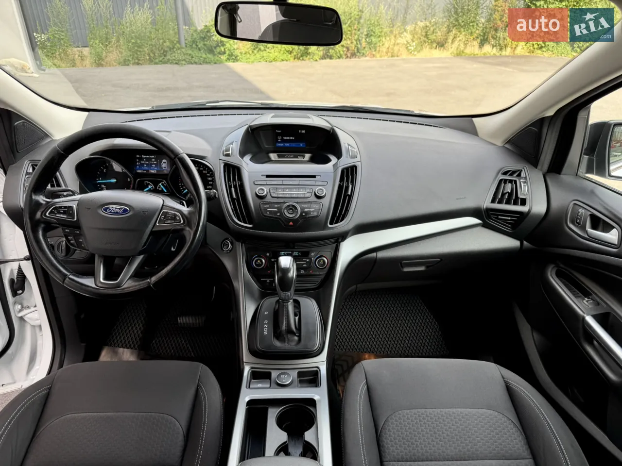 Ford Kuga 2017 photo 2