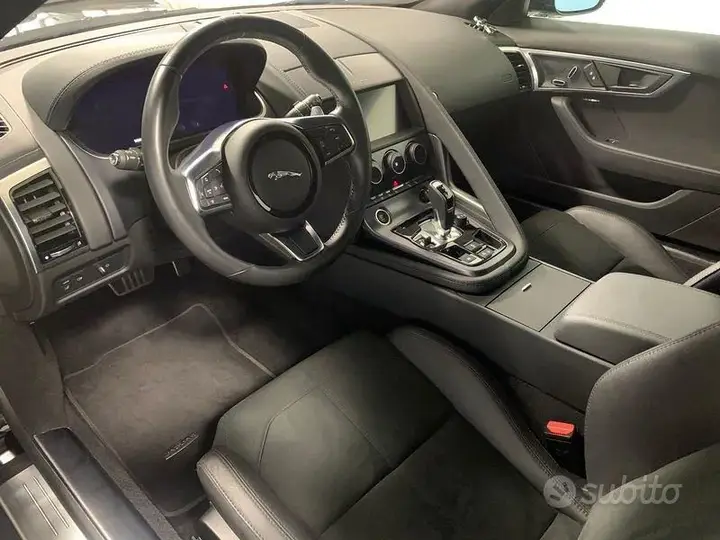 Jaguar F-Type 2020 photo 5