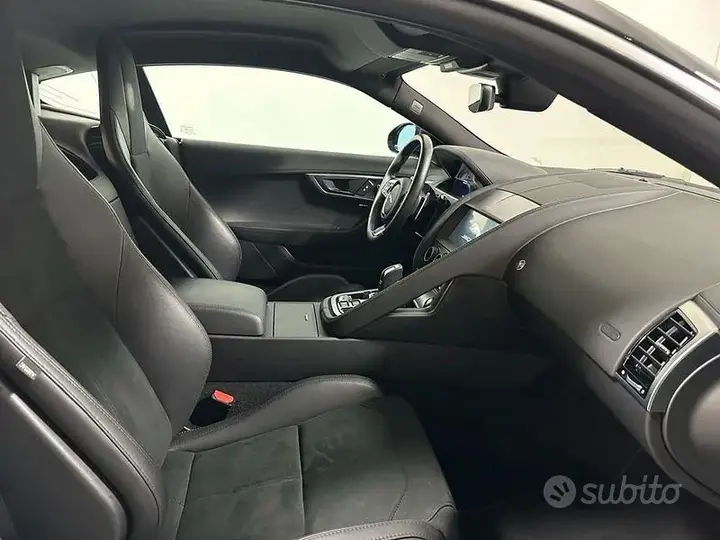 Jaguar F-Type 2020 photo 3