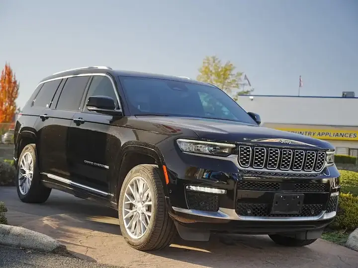 Jeep Grand Cherokee 2023 photo 4