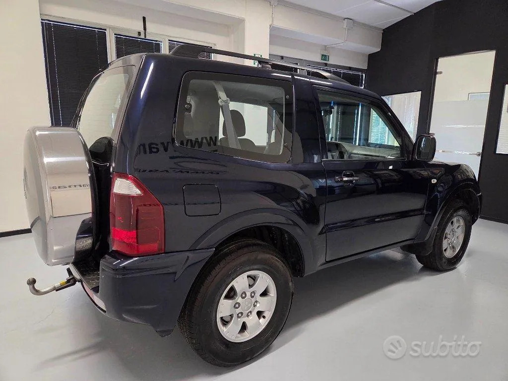 Mitsubishi Pajero 2003 photo 4