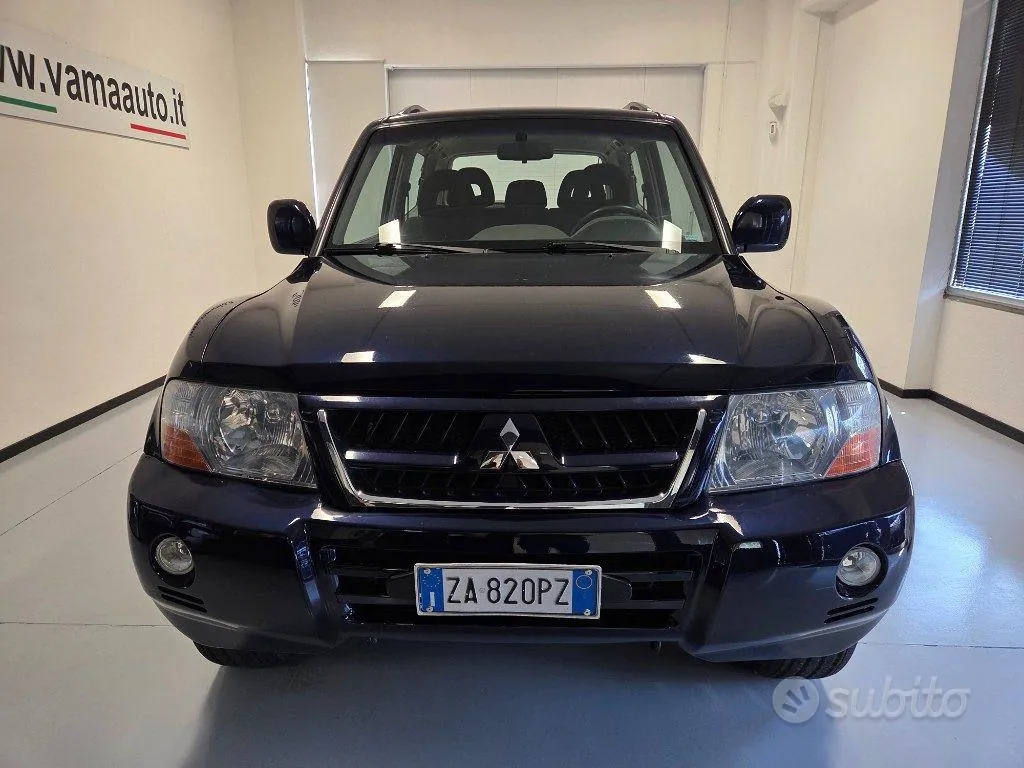 Mitsubishi Pajero 2003 photo 2