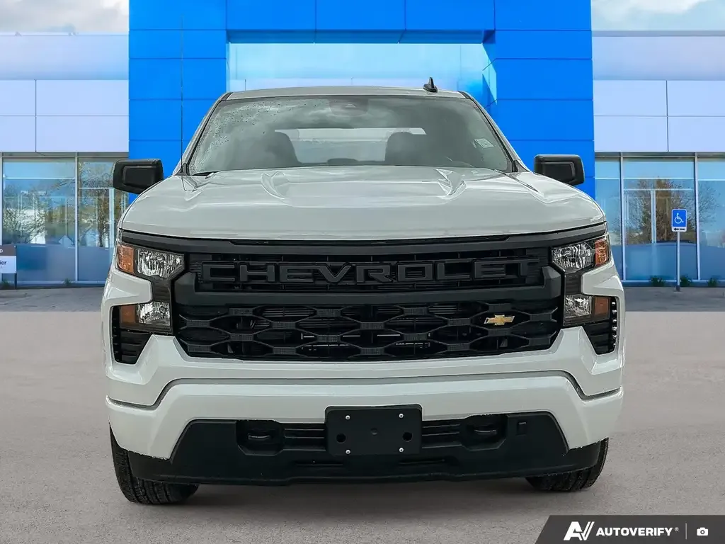 Chevrolet Silverado 1500 2026 photo 3