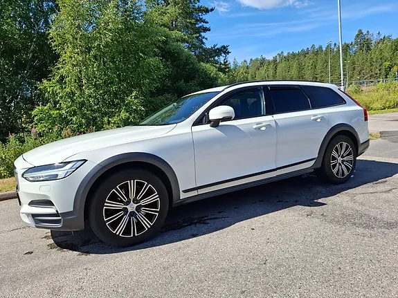 Volvo V90 Cross Country 2017 photo 4