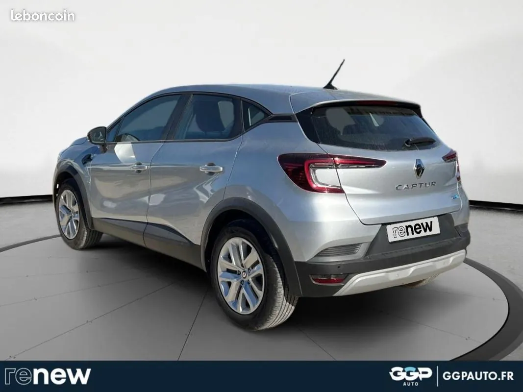 Renault Captur 2022 photo 3