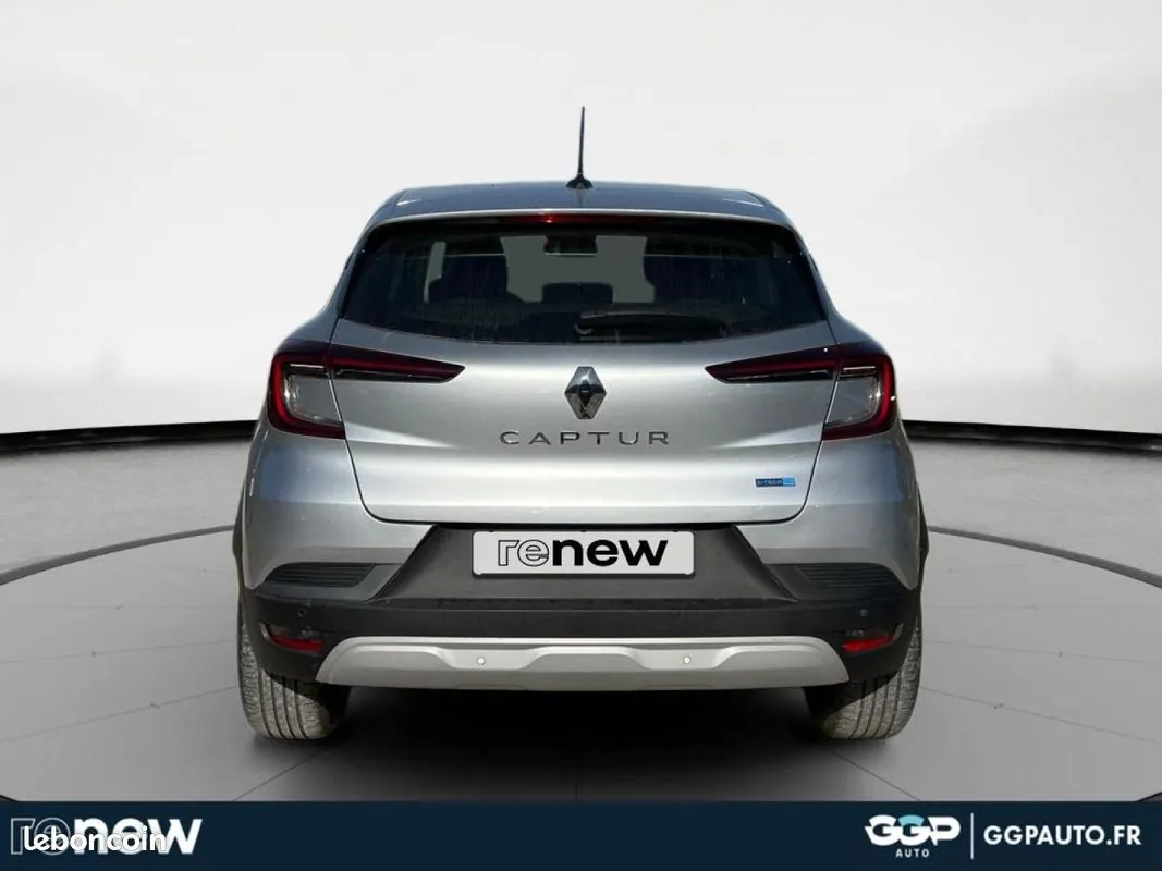 Renault Captur 2022 photo 4