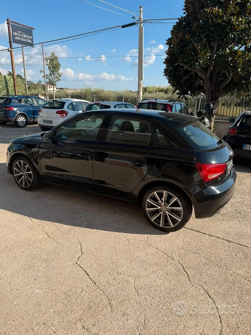 Audi A1 2013 photo 2