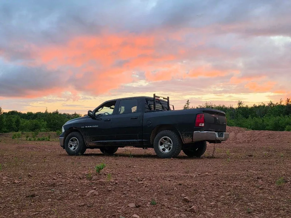 Dodge Ram 1500 2012 photo 2