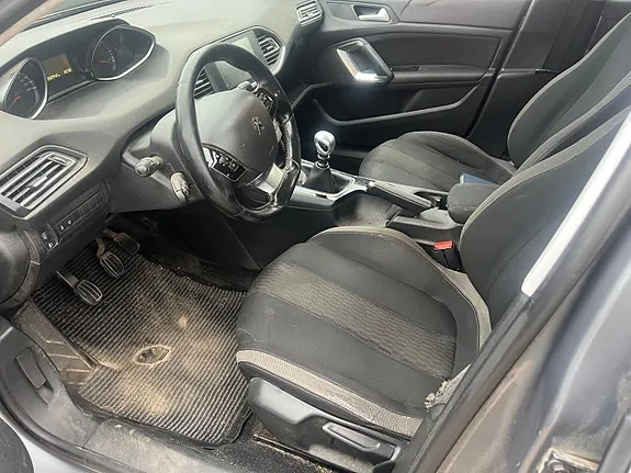 Peugeot 308 2016 photo 3