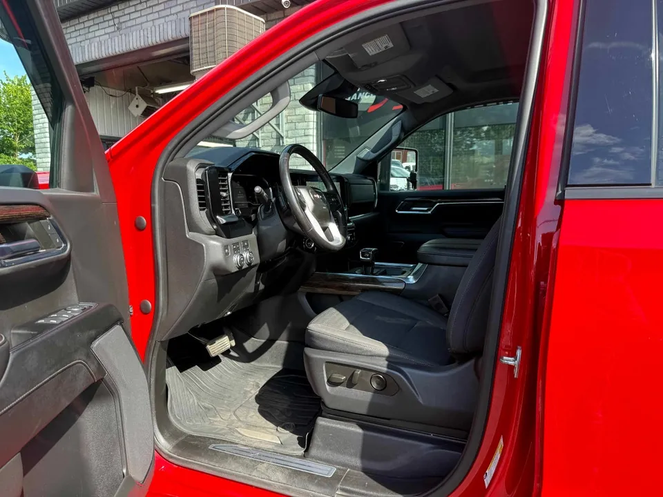 GMC Sierra 1500 2023 photo 2