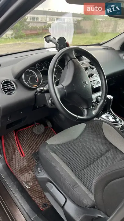 Peugeot 308 2012 photo 5