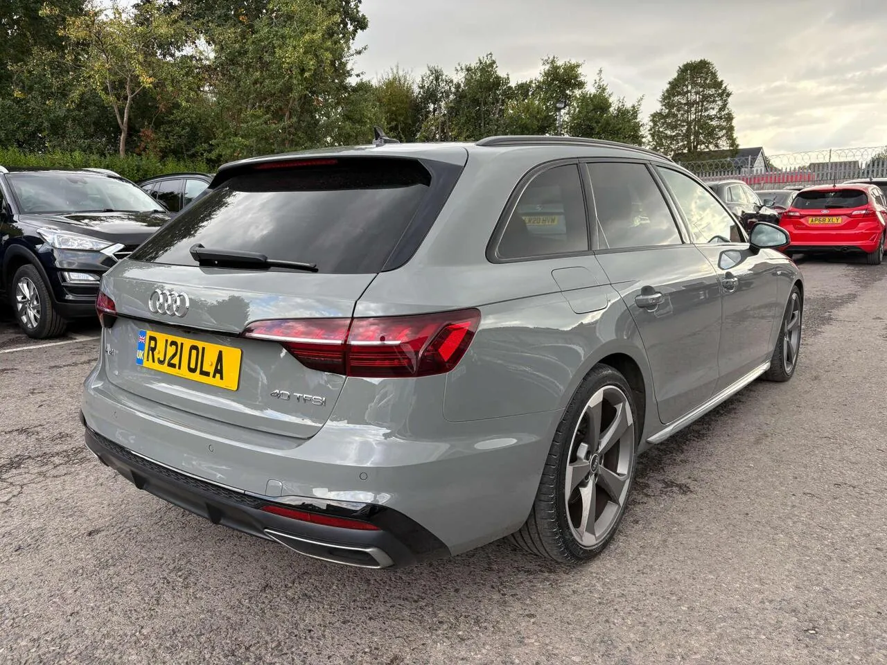 Audi A4 2021 photo 4