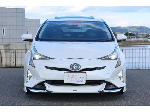 Toyota Prius 2016 photo 3