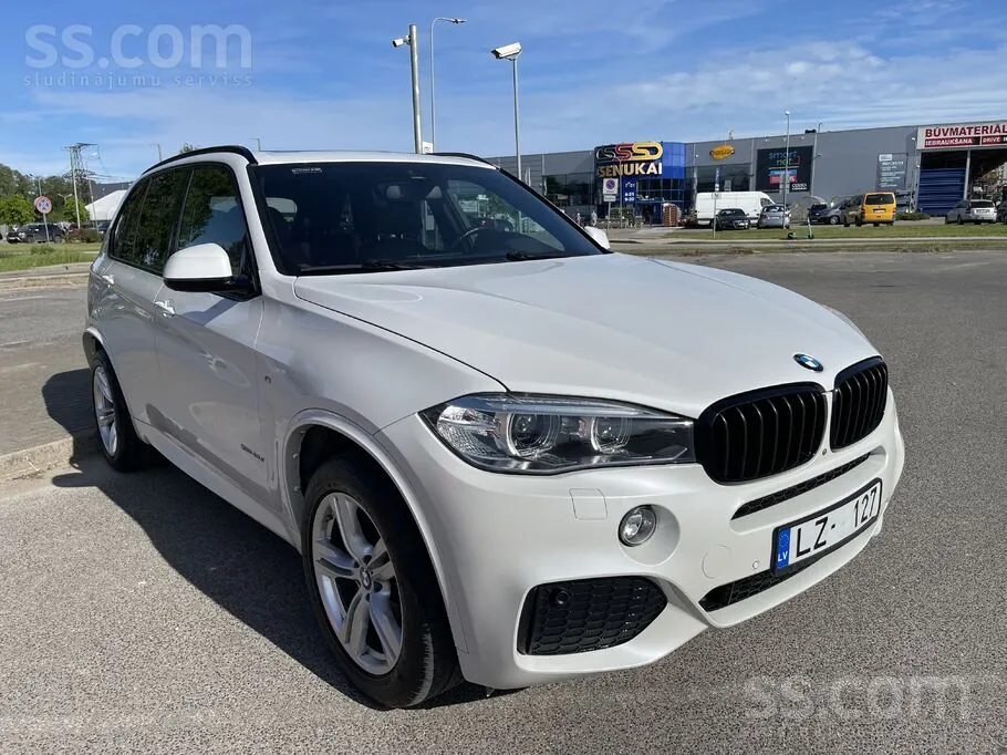 BMW X5 2018 photo 2