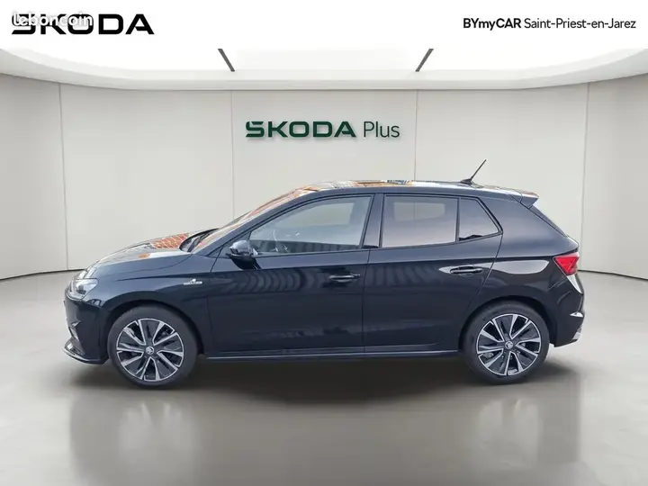 Skoda Fabia 2023 photo 2