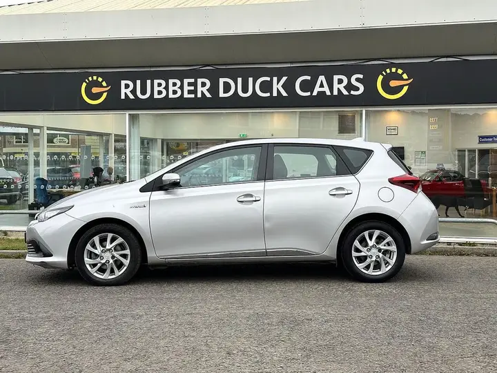 Toyota Auris 2016 photo 5