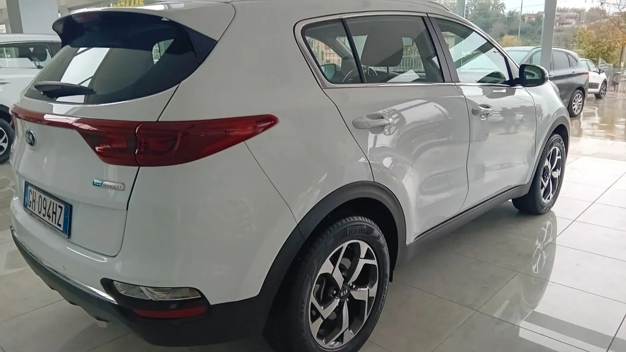 Kia Sportage 2021 photo 2
