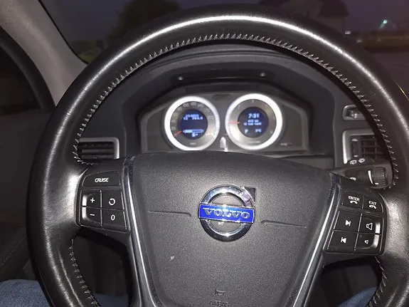 Volvo V70 2011 photo 3