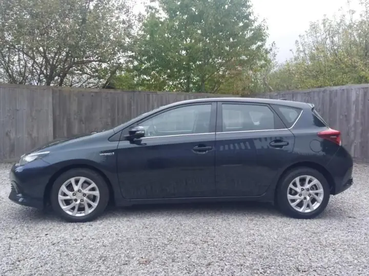 Toyota Auris 2017 photo 4