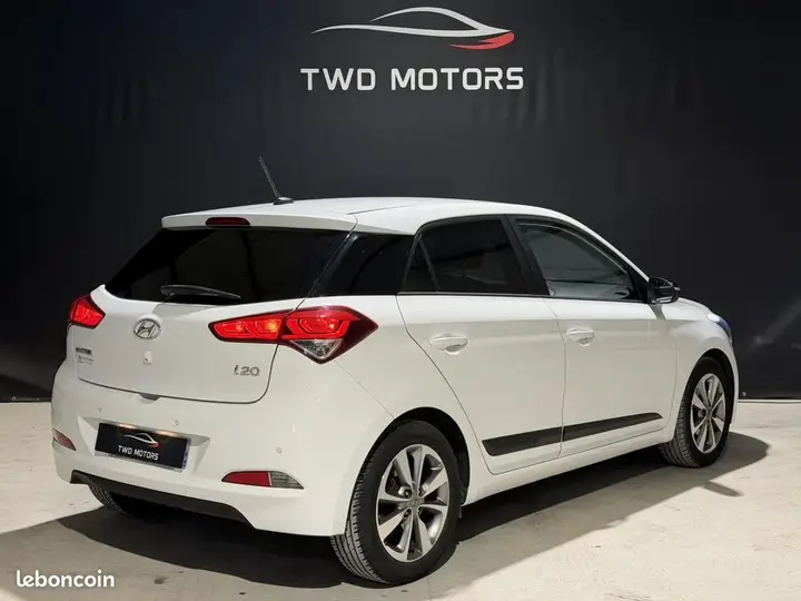Hyundai I20 2018 photo 2