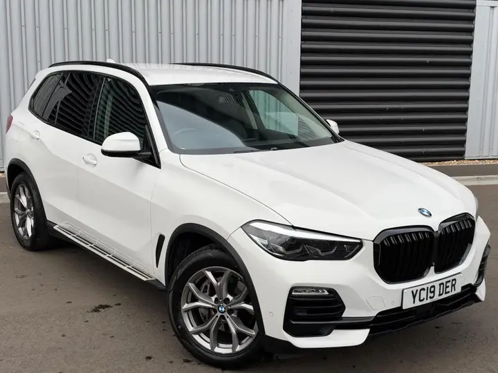 BMW X5 2019 photo 2