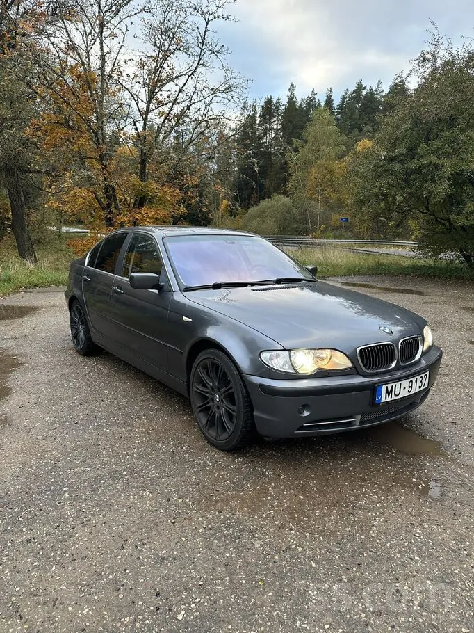 BMW 330 2002 photo 2