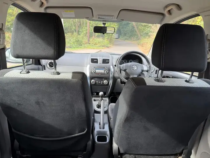 Suzuki Sx4 2011 photo 3
