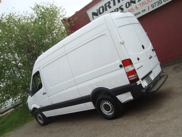 Mercedes-Benz Sprinter 2014 photo 2